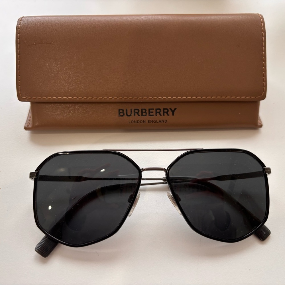 Burberry Black Hexagonal Sunglasses - image 3